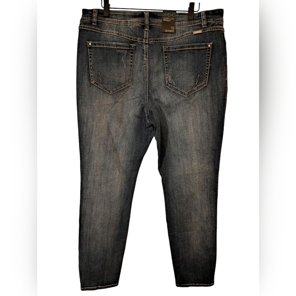 NWT Inc studded distressed jeans size 18 - Picture 5 of 5
